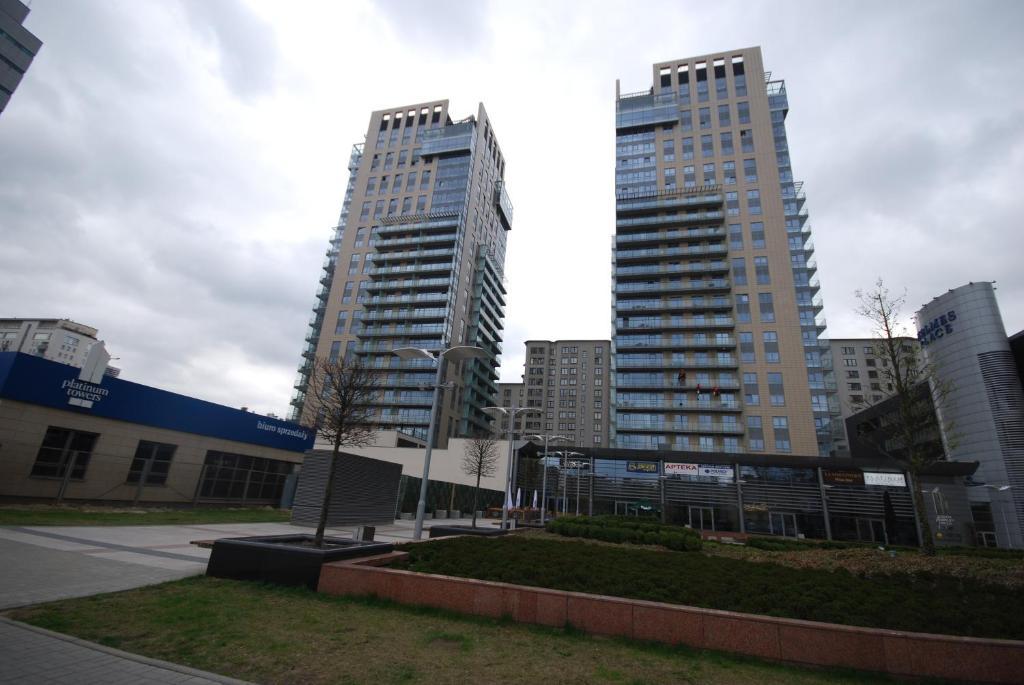 Aparthotel Platinum Towers Country 2 Country Warszawa Zewnętrze zdjęcie